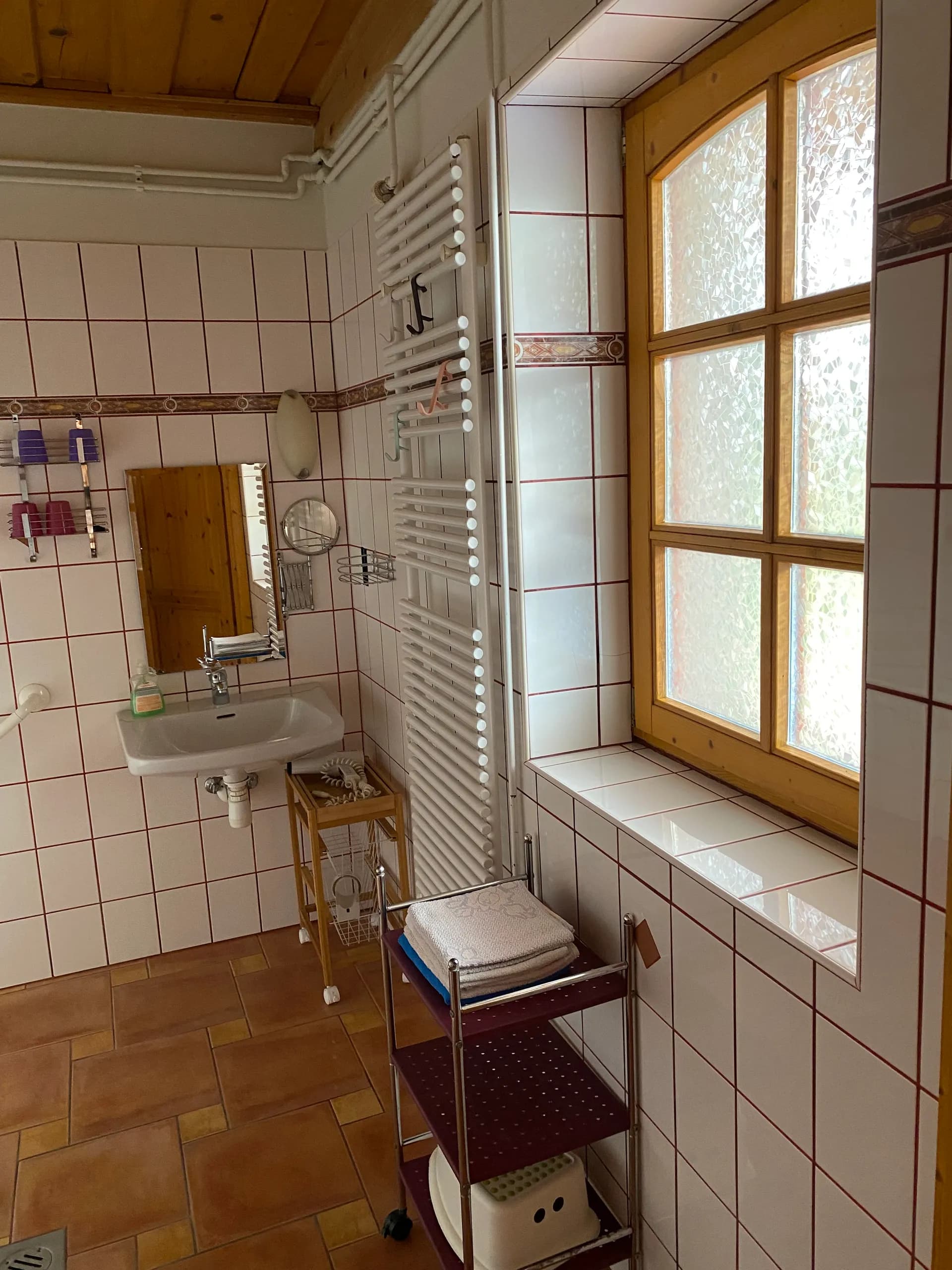 Shower room with WC